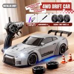Nissan GTR Edition 1:24 RC Drift Car 20KM/H